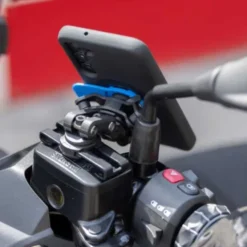 Supporto Quadlock per serbatoio del liquido dei freni
